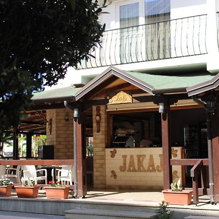 Kompleksi Jakaj Velipojë Exteriér fotografie